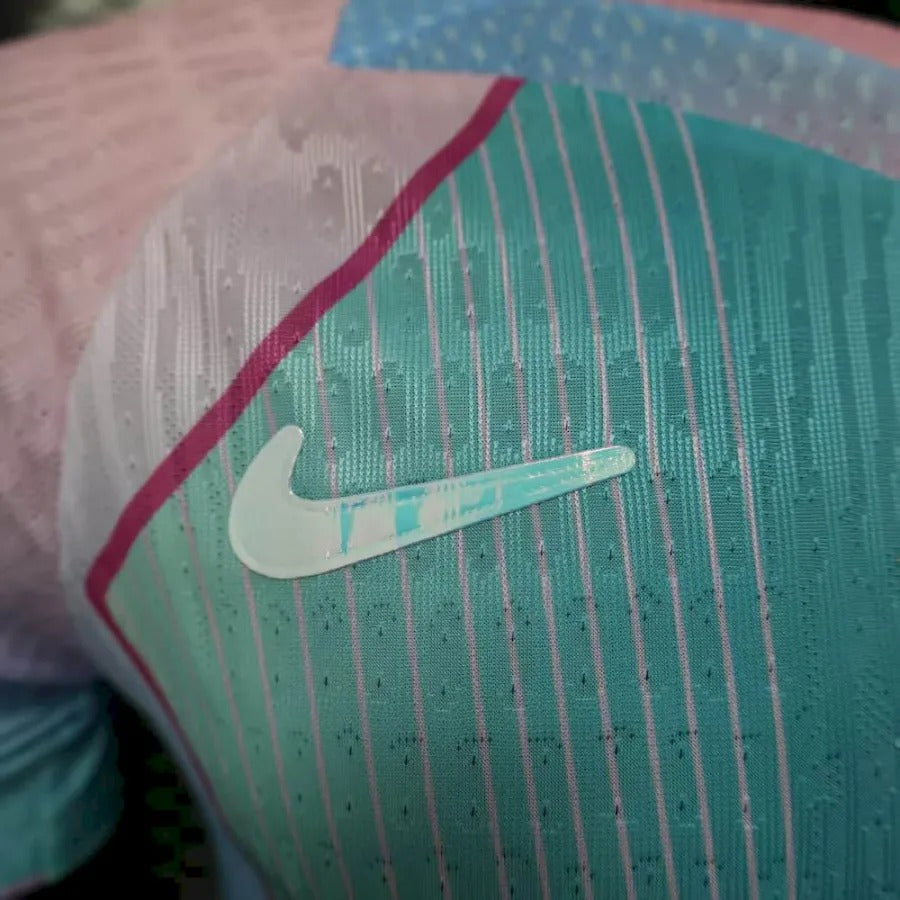 FC Barcelona "Aurora" Special Kit